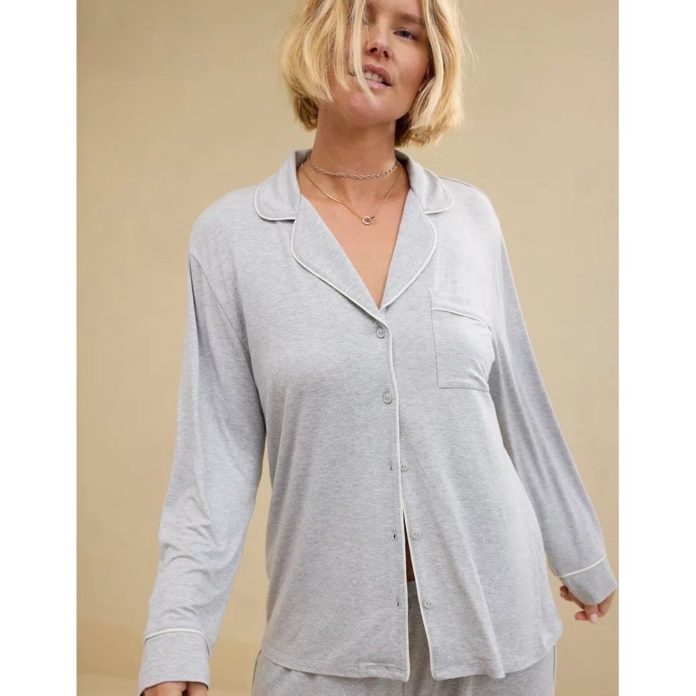 NWT OVERSLEPT By Aerie Real Soft Pajama Shirt Sz M $40 **Flaw